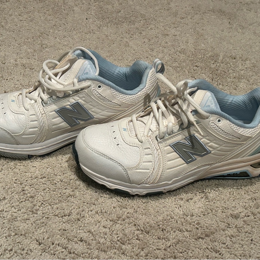 New Balance 856 Sneakers